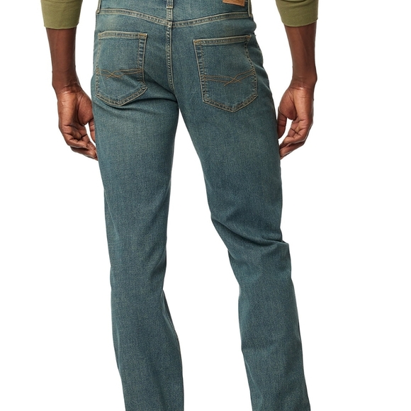Levi's Signature Straight Fit 44 x 30 - Picture 3 of 6